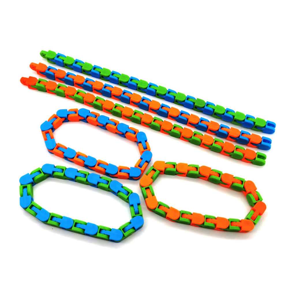 Colorful fidget chain made of high-quality plastic, designed for stress relief and endless hours of entertainment.